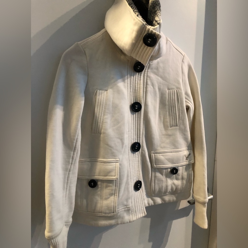 American Eagle Outfitters Cream Bomber Jacket with Black Plaid Collar - Picture 4 of 13